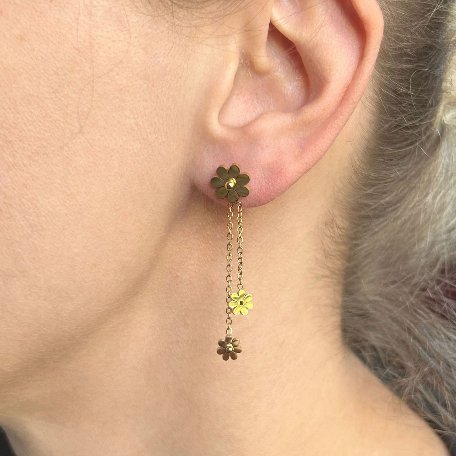 Sallantılı Papatya Küpe