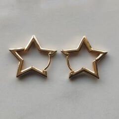 İkili Yıldız ve Dikdörtgen Altın Tonlu Huggie Küpe Seti