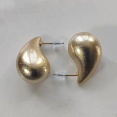 Mat Altın Damla Küpeler (Orta)