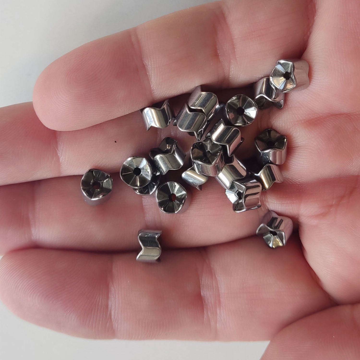 5x6 mm Silindir Hematit Taşı Krom