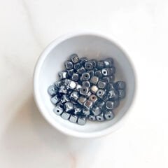 3x3 mm Küp Hematit  Antrasit
