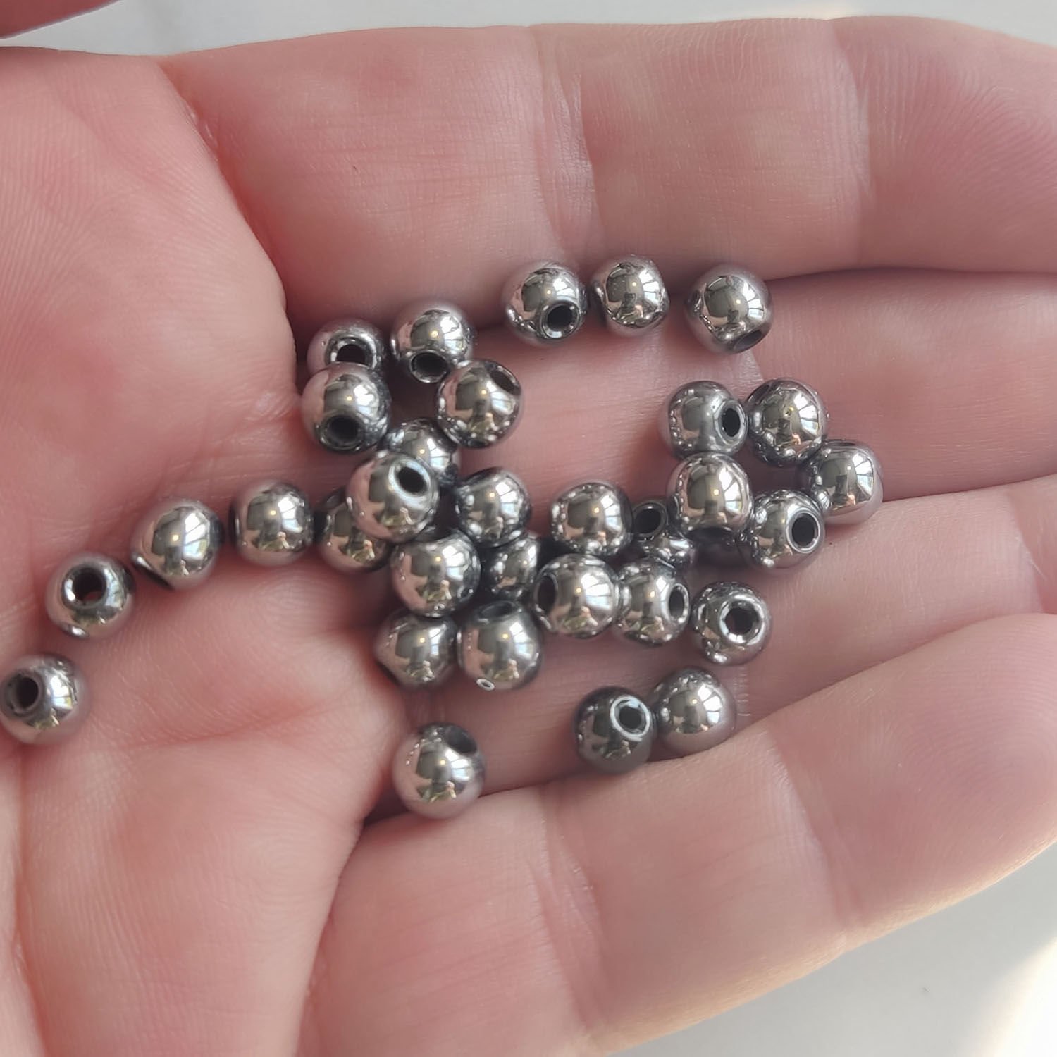 6 mm Hematit Taşı Boncuk Krom
