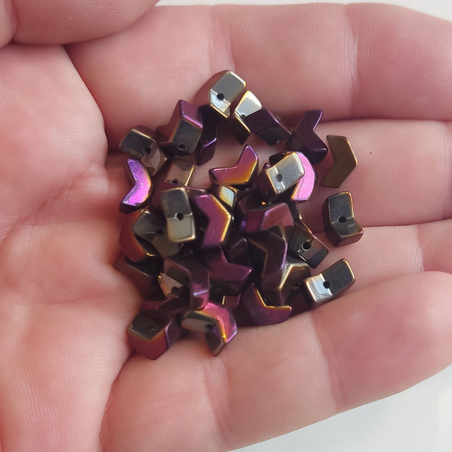 3x8 mm Ok Hematit  Mor