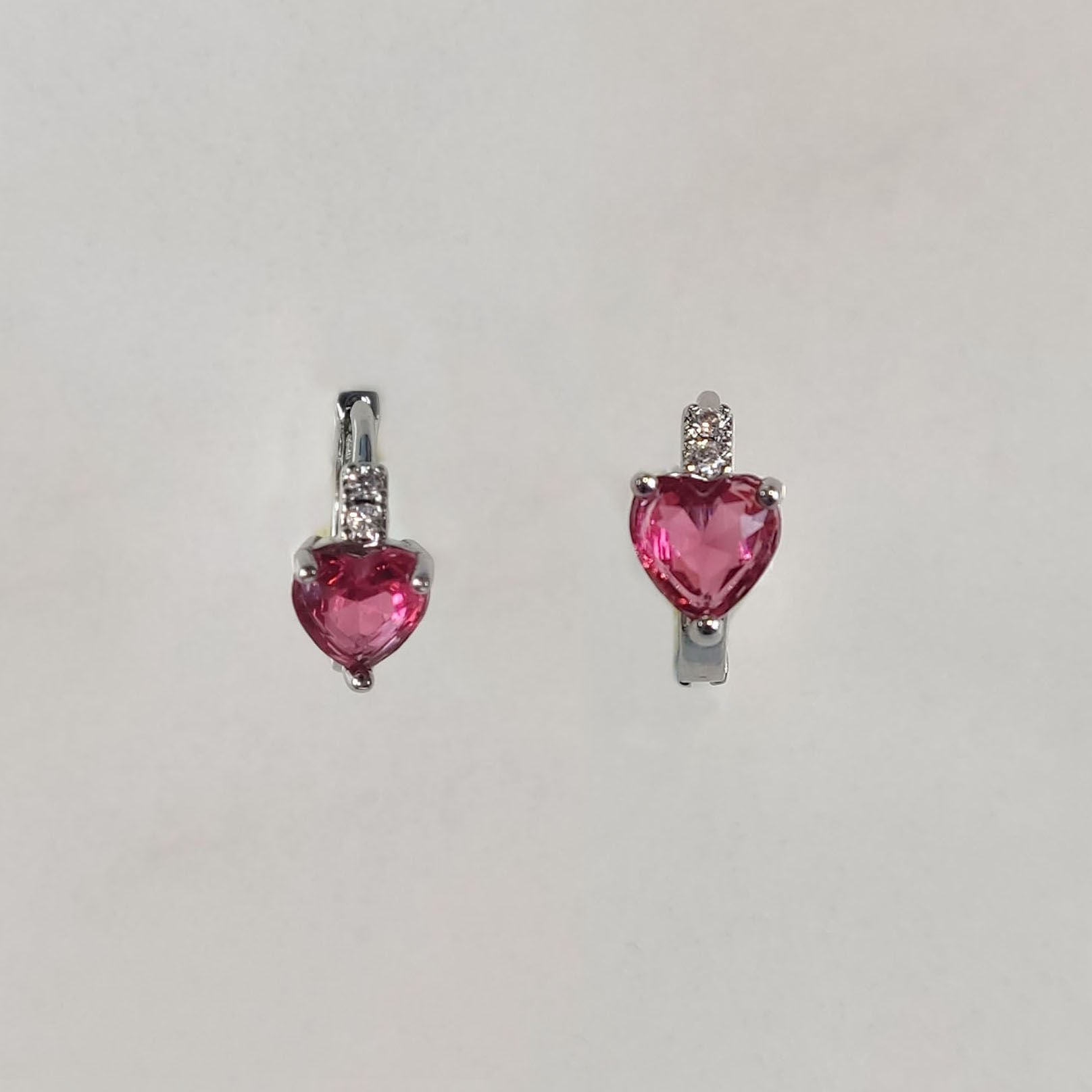 Pembe Taşlı Kalp Küpe ( Çocuk Küpe )( Gümüş kaplama)