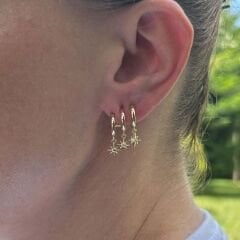 Üçlü Sallantılı Yıldız Küpe