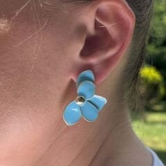 Mavi Yarım Papatya Küpe