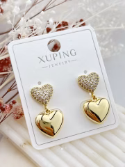 Kalpli Sallantılı Küpe